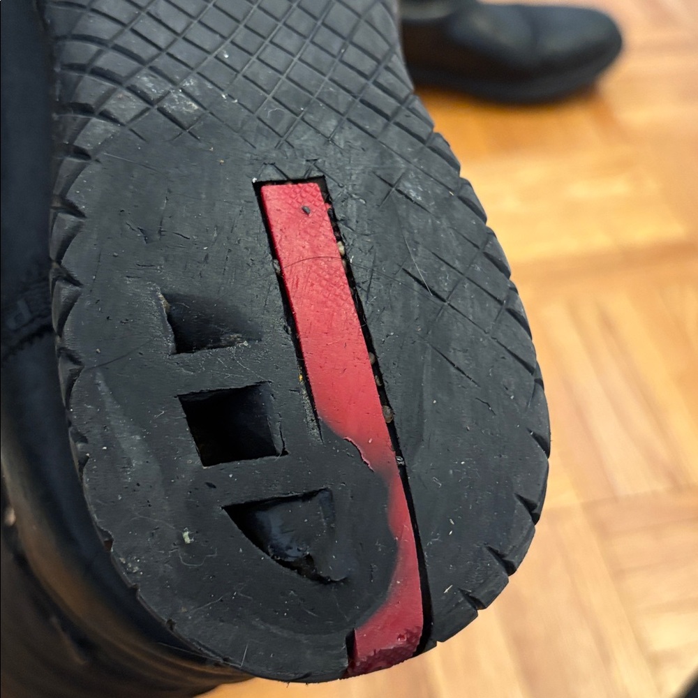 🥾 Prada padded nylon and leather drawstring winter boots - Picture 9 of 11